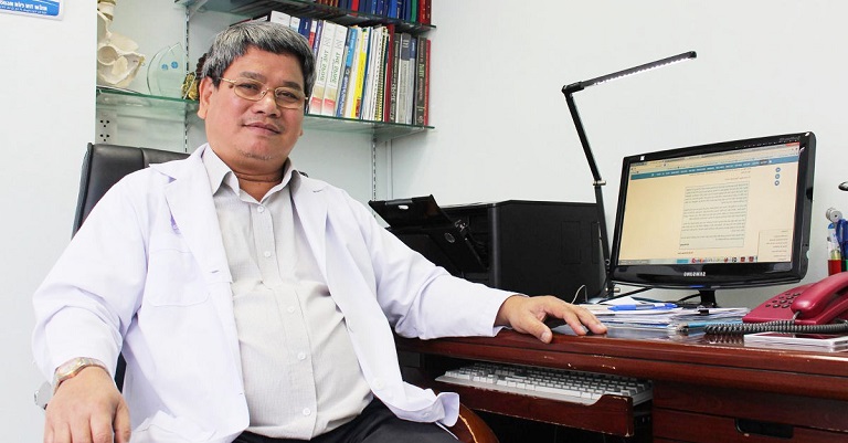 Tiến sĩ, bác sĩ Võ Xuân Sơn đã từng học tập tại nhiều trường học, bệnh viện trên thế giới