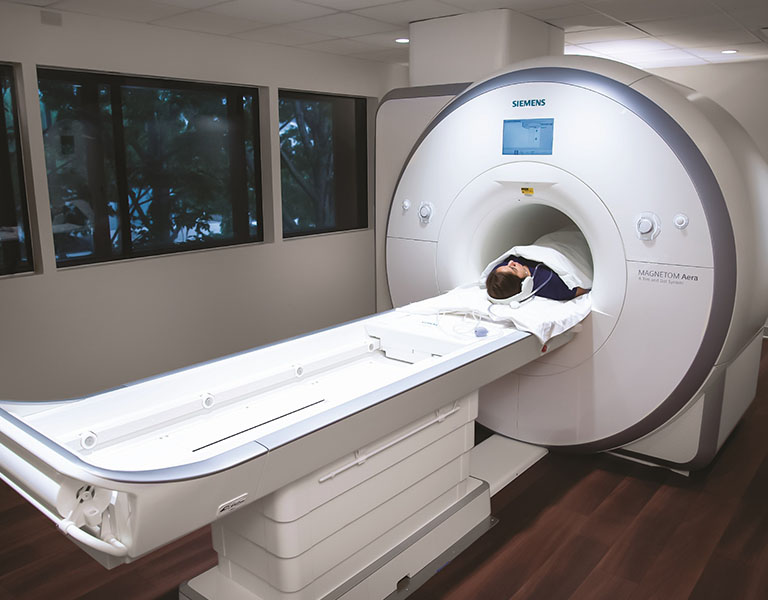 MRI là phương pháp chẩn đoán bằng hình ảnh cho kết quả chính xác về bệnh thoái hóa khớp gối