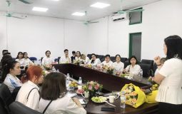 Bệnh viện Đa khoa YHCT Quân Dân 102 tiếp nhận sinh viên Đại học Lao động Xã hội đến kiến tập