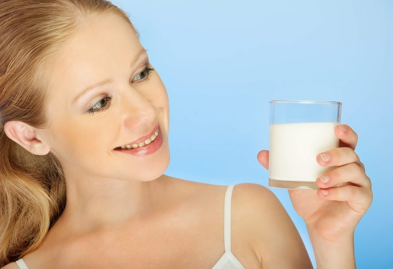 Sữa cung cấp tới 30% lượng canxi đảm bảo cho sức khỏe xương khớp.