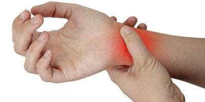 Top 14 cách chữa đau khớp cổ tay tại nhà đơn giản mà hiệu quả