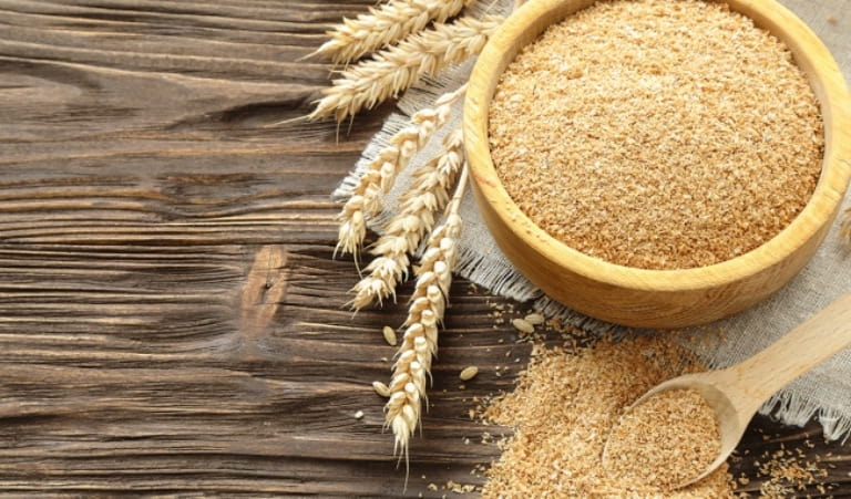 Viêm khớp cổ chân kiêng ăn gì? tránh xa thực phẩm như lúa mì, yến mạch, lúa mạch