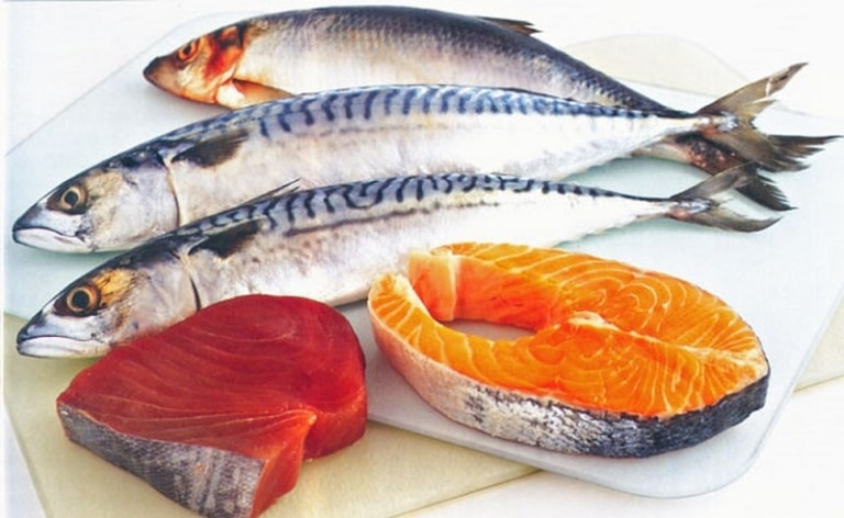 Người bệnh viêm khớp nên bổ sung nhiều thực phẩm giàu omega 3, 6, 9 trong các loại cá biển