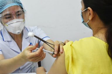 Thực hiện tốt 10 điều cần làm và cần tránh khi tiêm vaccine phòng ngừa COVID - 19